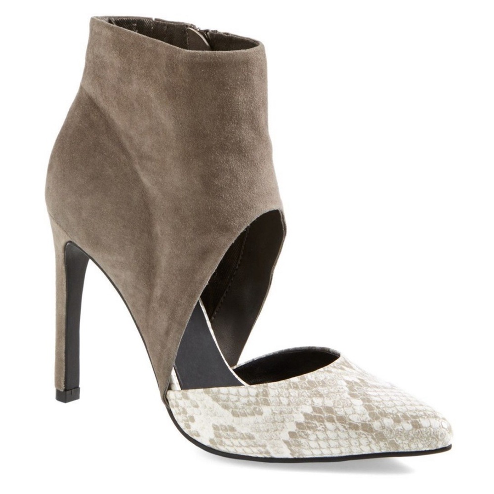 Steve Madden Gray Pumps 7.5